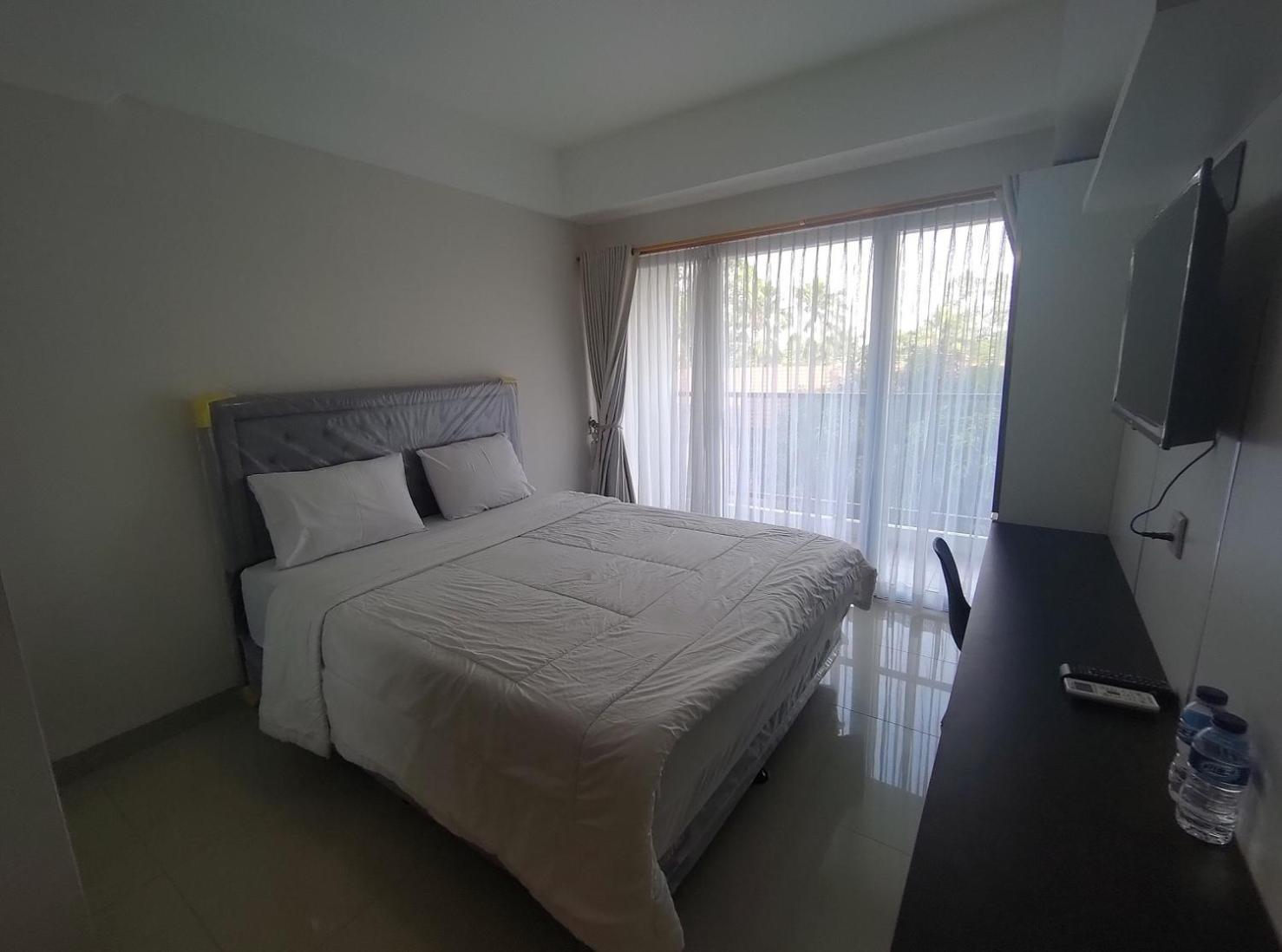 Padina Suites Tangerang Cameră foto